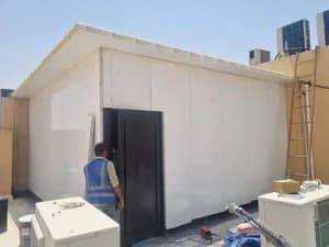 مستودعات ساندوتش بانل